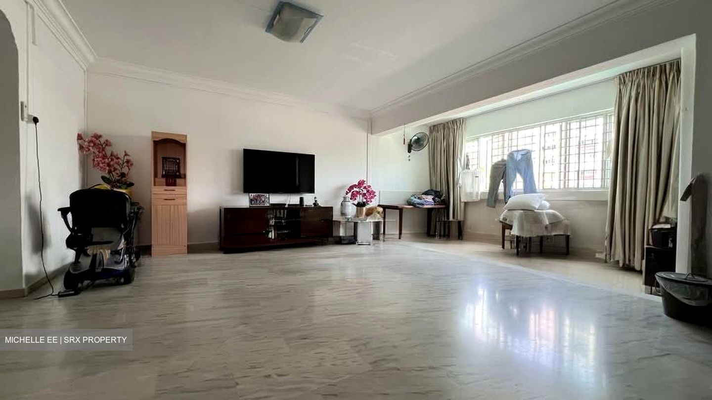 Blk 124 Pending Road (Bukit Panjang), HDB Executive #545327891